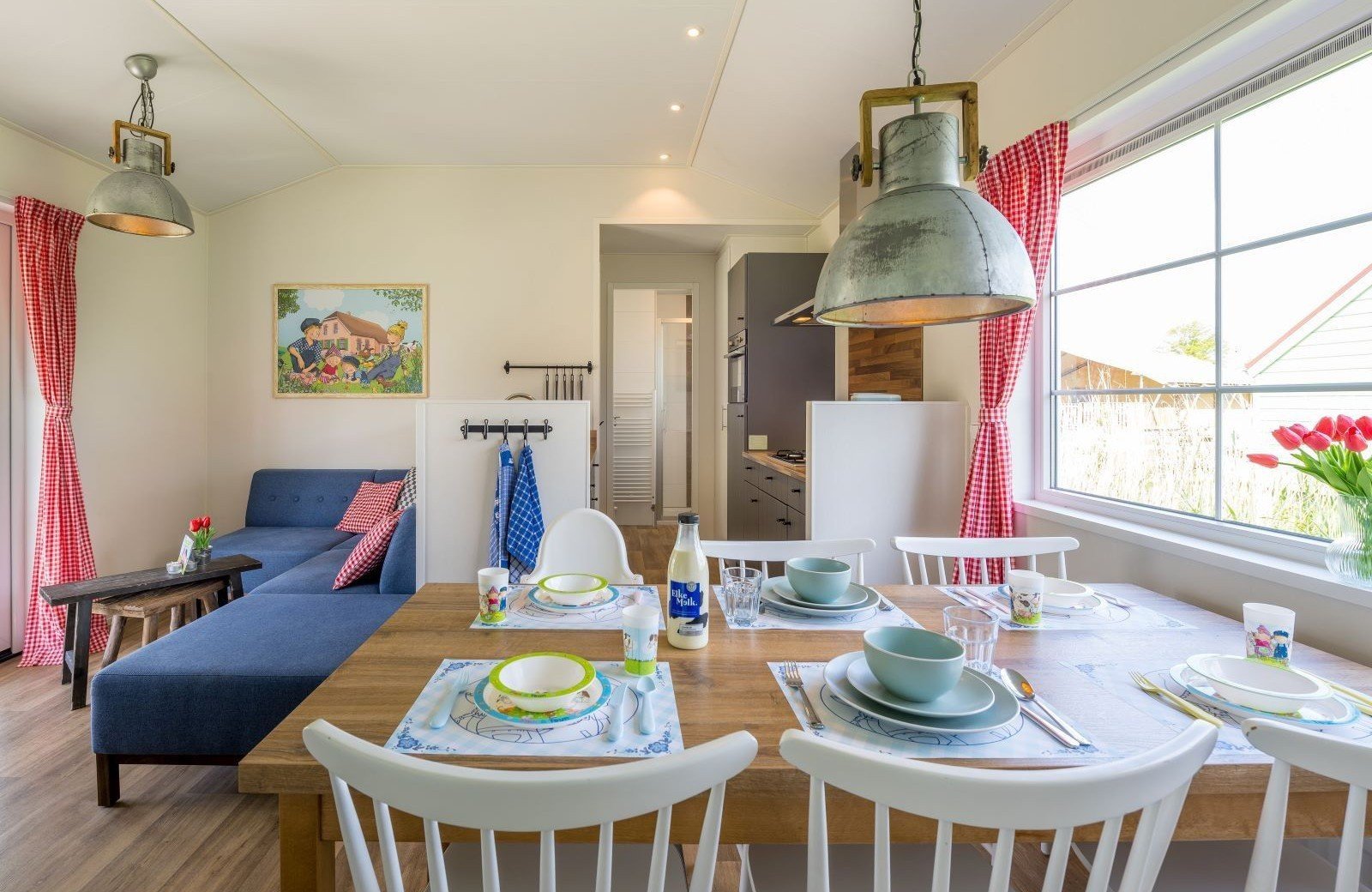 Fien en Teun boerderijtje 5 personen leefruimte