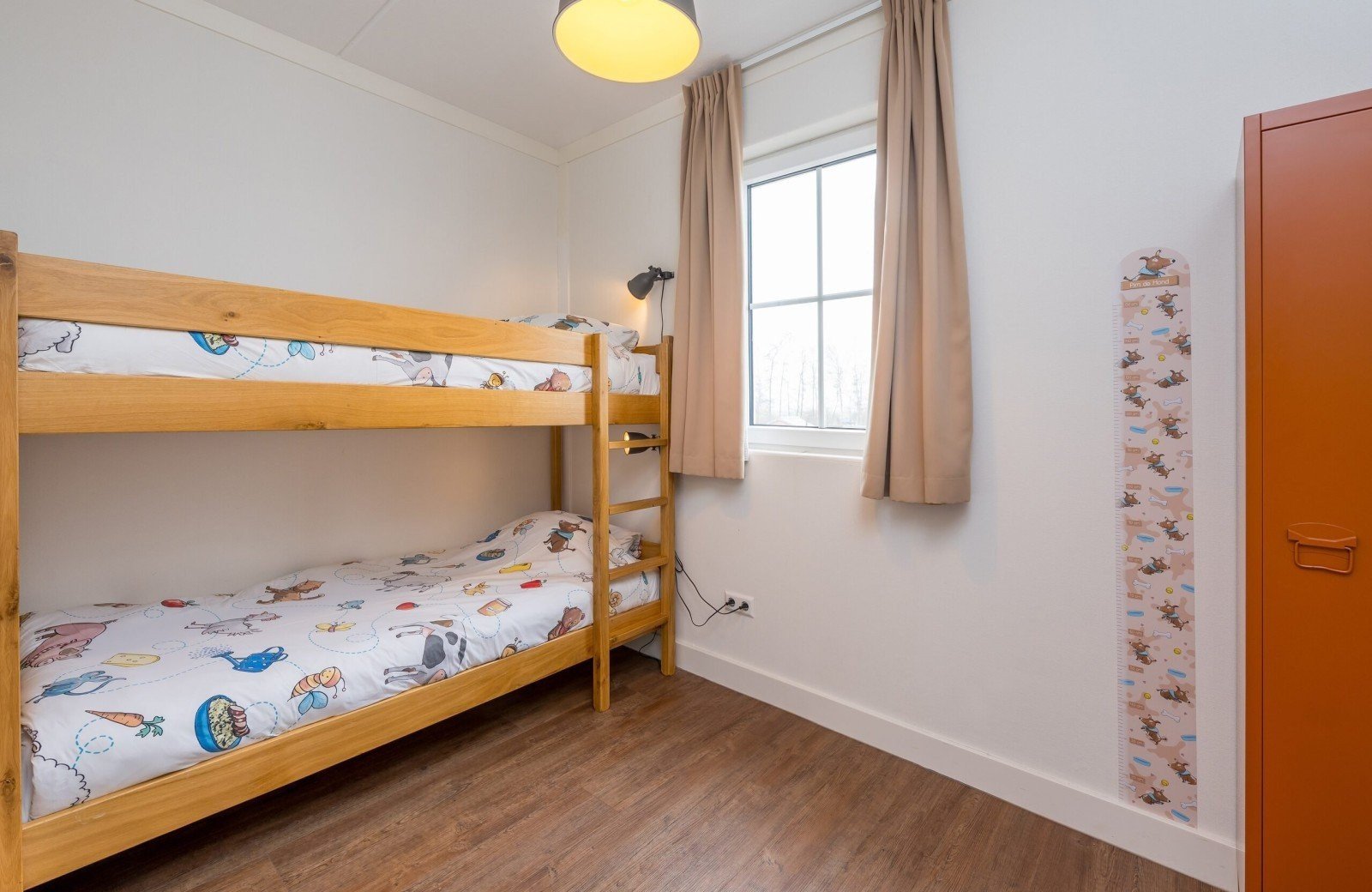 Fien en Teun slaapkamer Familie Resort Molenwaard