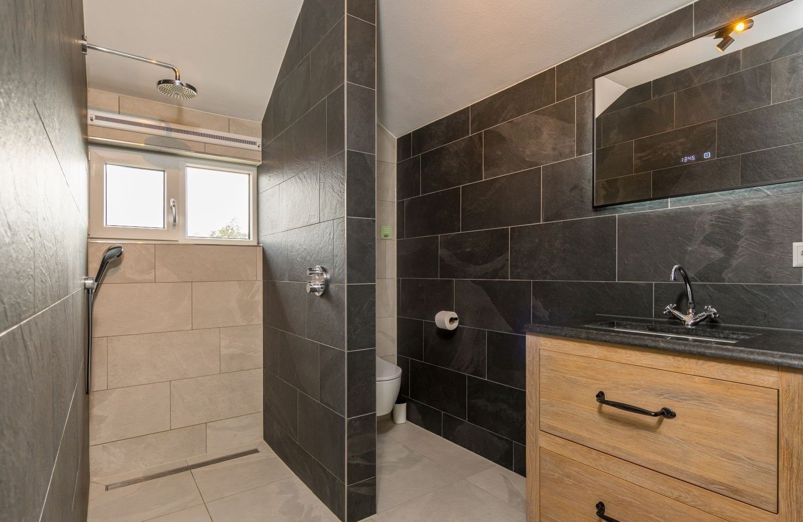 Luxe wellness boerderij 14 personen bij Familie Resort Molenwaard