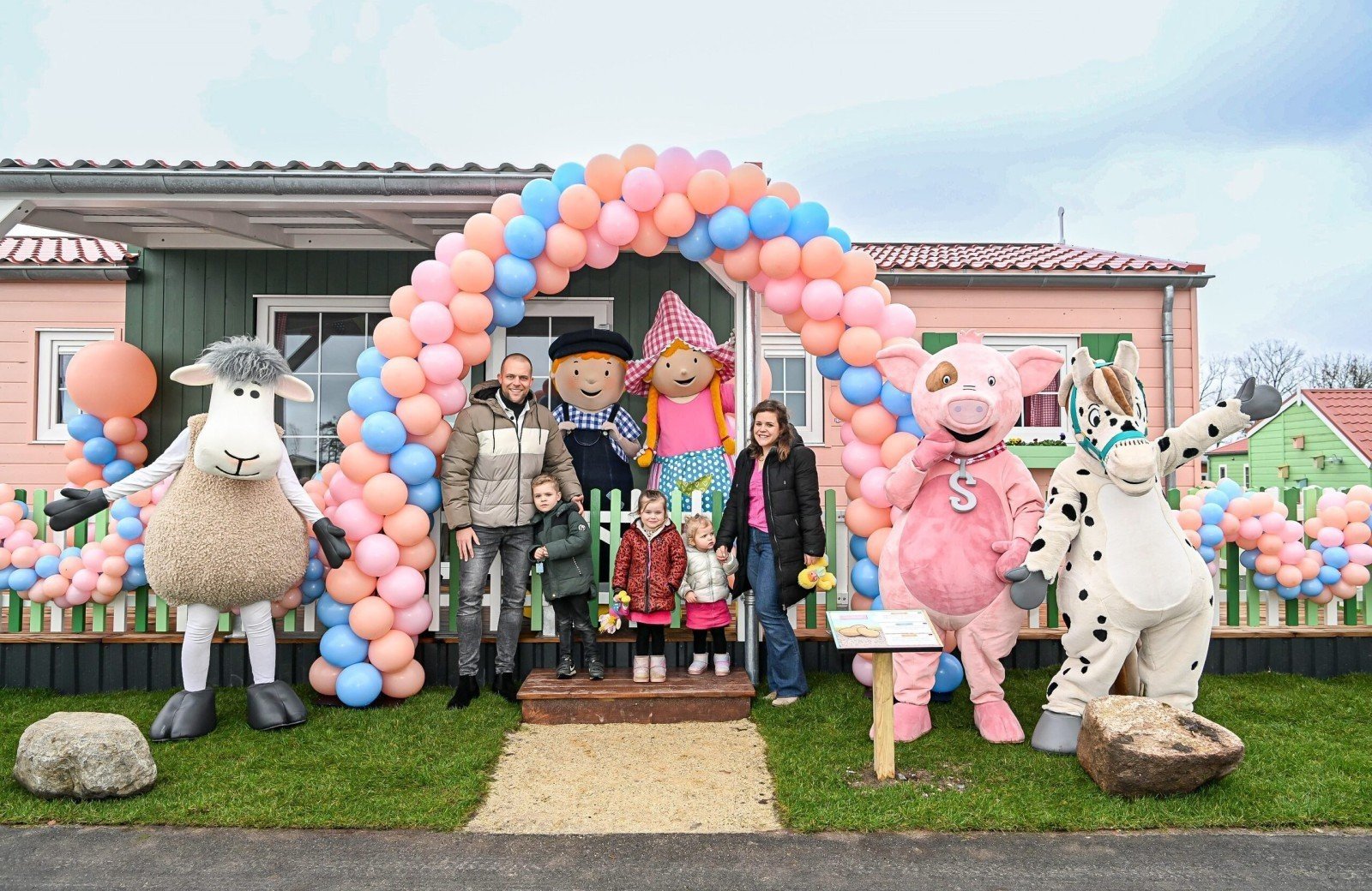 Nieuwste accommodatie op Familie Resort Molenwaard feestelijk geopend!
