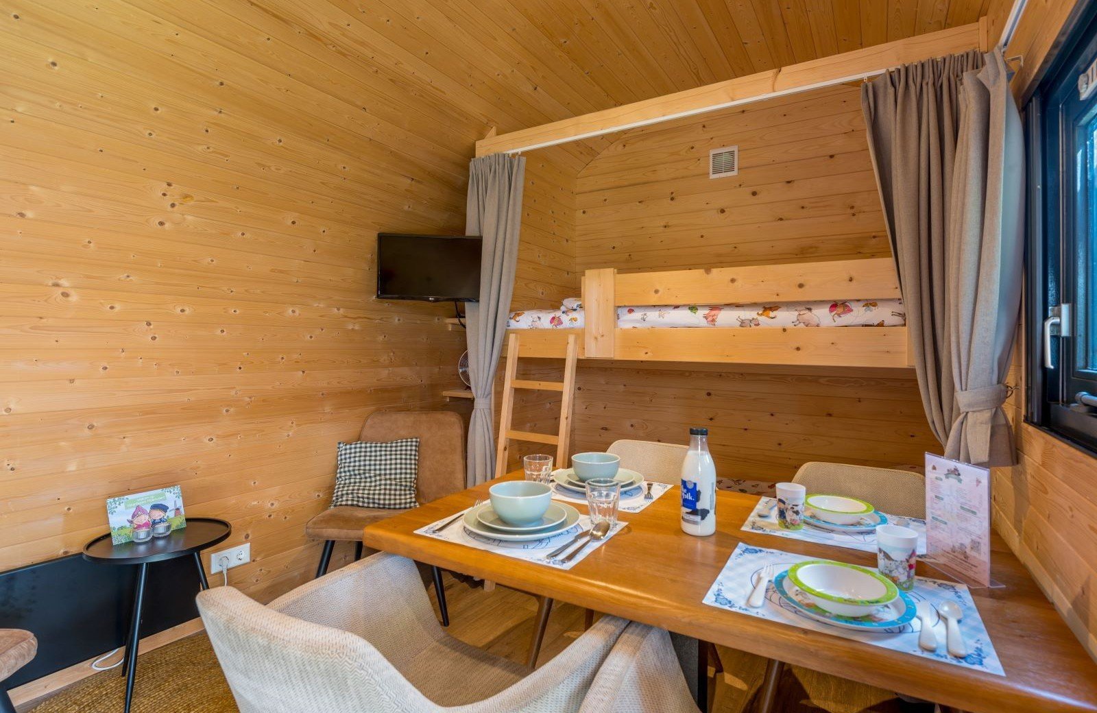 Polderlodge 4 personen leefruimte